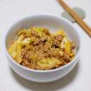 お家の味噌でお手軽に。肉みそキャベツ